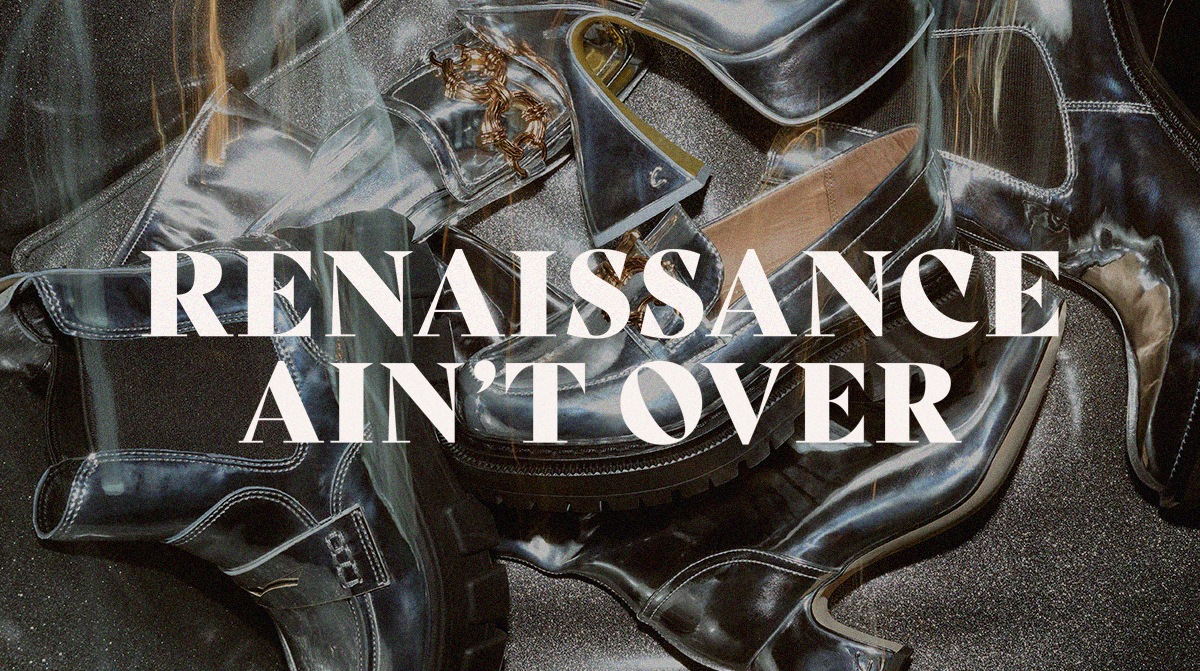 Renaissance ain't over. Shop metallic from Circus NY by Sam Edelman