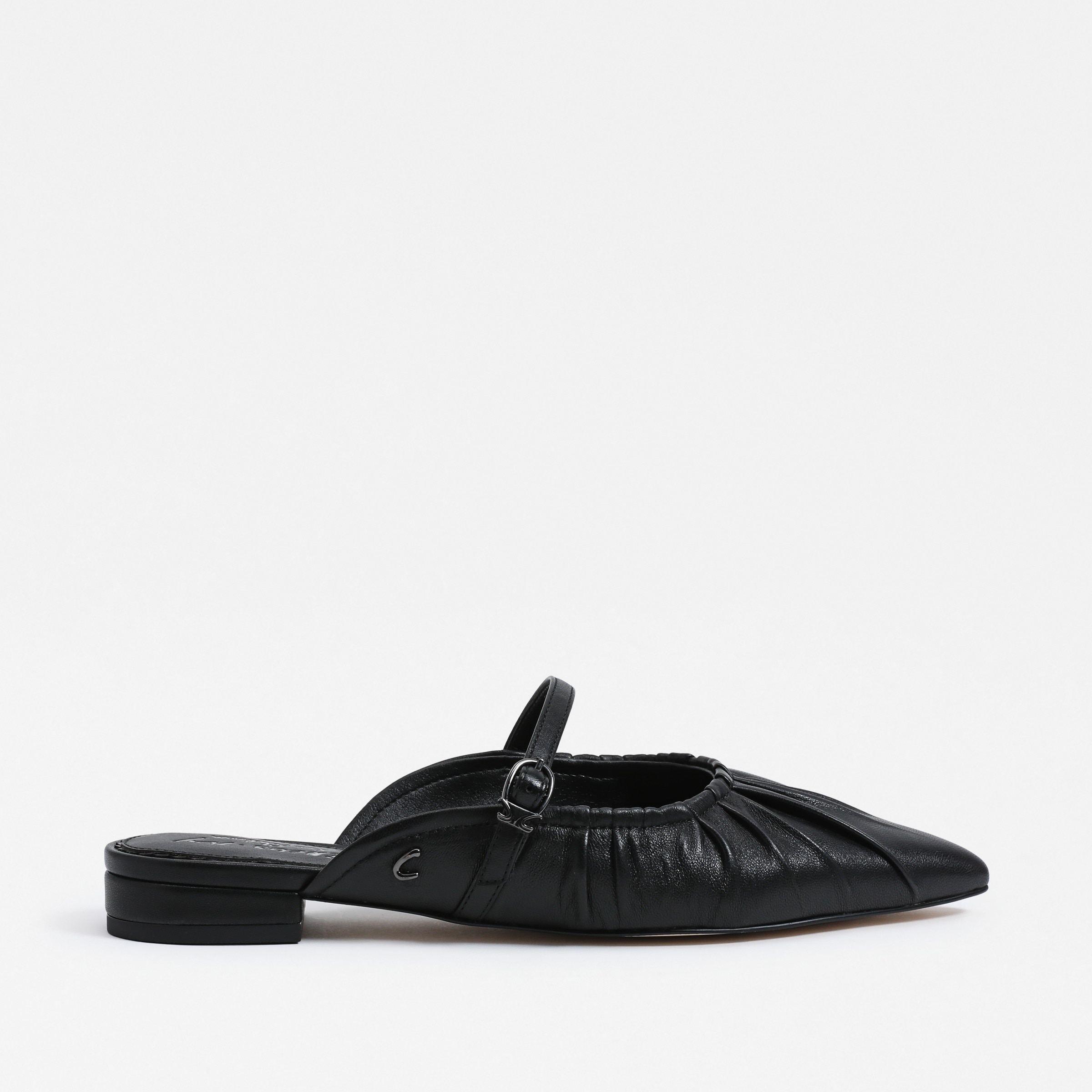 flats featuring the larissah flat in black