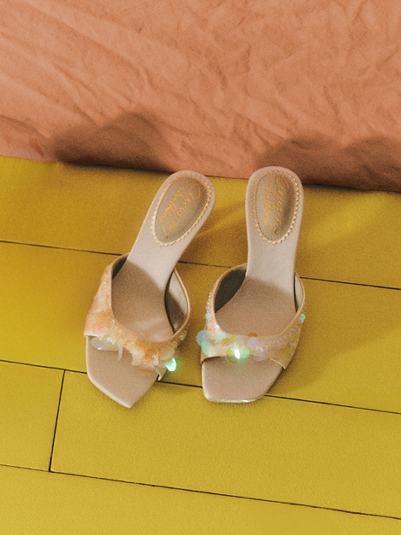 juliana kitten heel