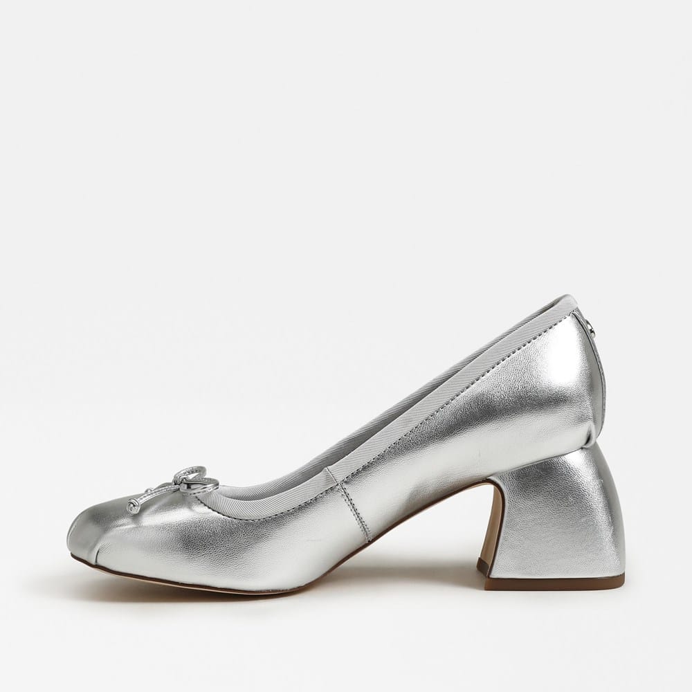 Circus by Sam Edelman Dinah - Stivali alti al ginocchio da donna, Bianco (Infradito colorati estivi, con finte perline), 41 EU